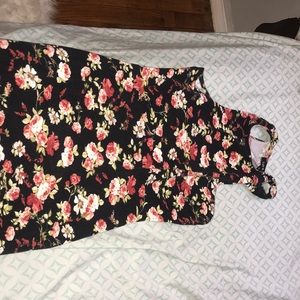 Follow pattern dress